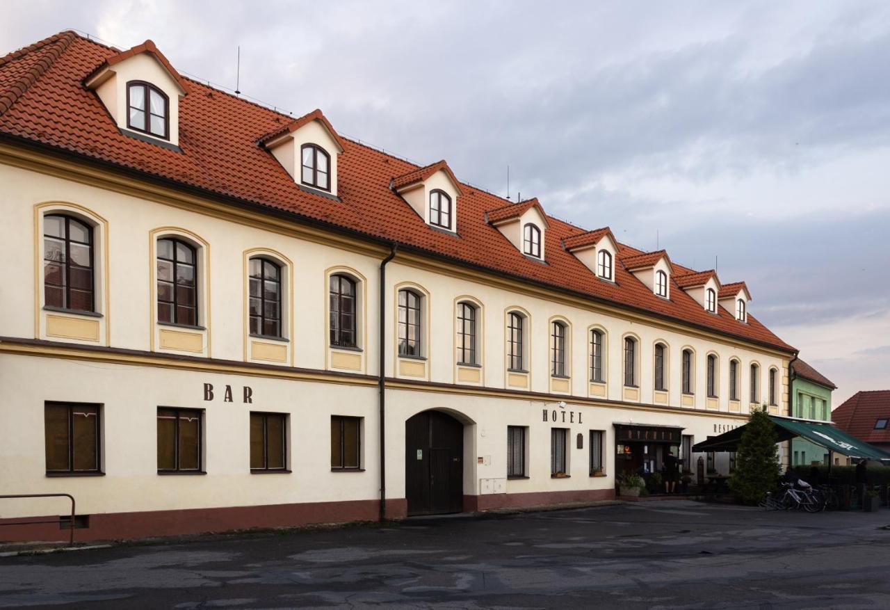 Hotel Rychta Netolice Exteriör bild