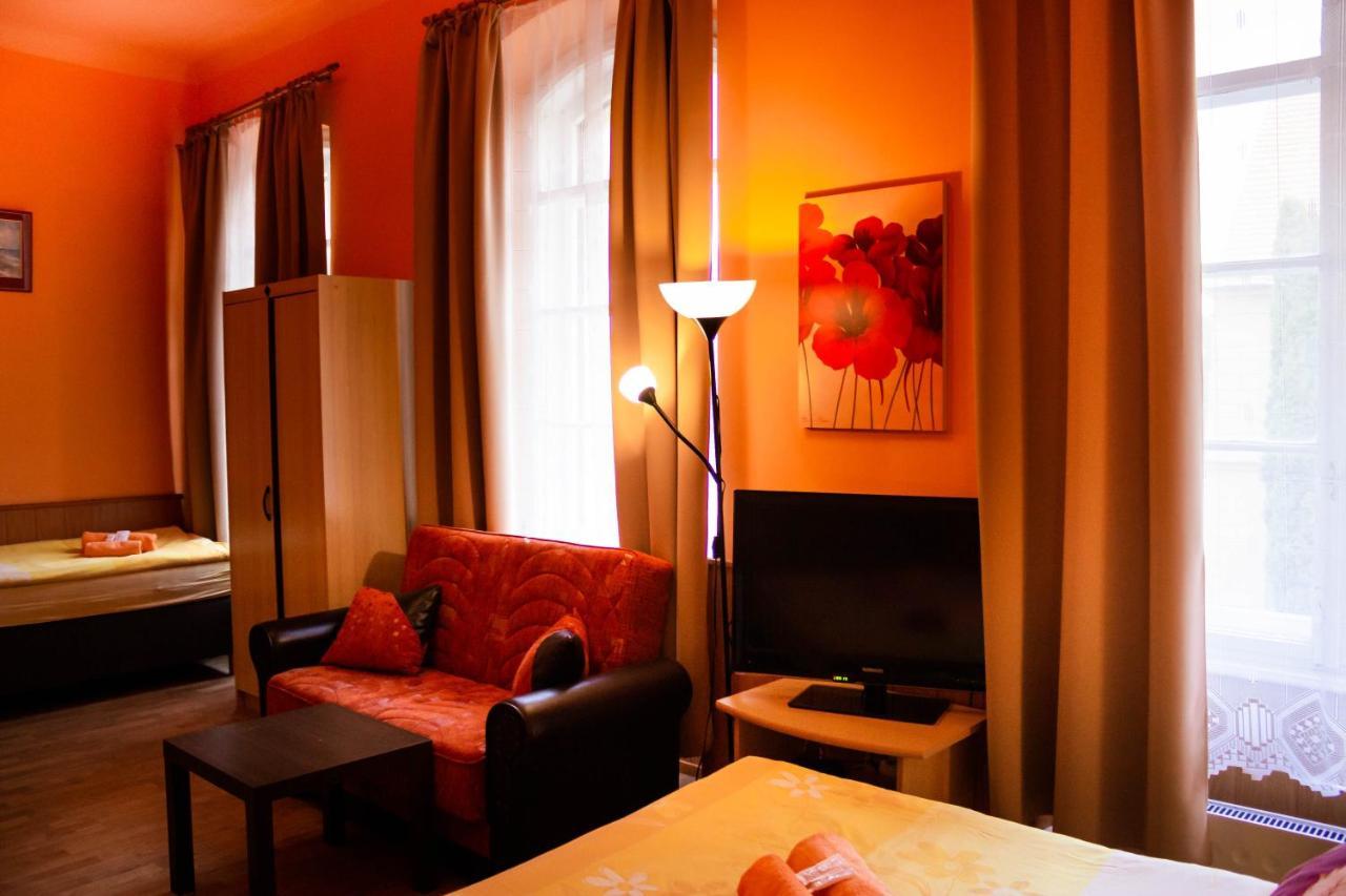 Hotel Rychta Netolice Exteriör bild