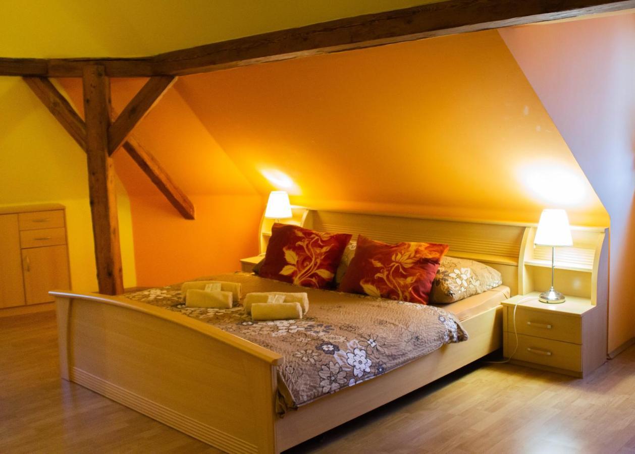 Hotel Rychta Netolice Exteriör bild